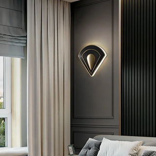 Contemporary Fan Shaped Black and Gold Wall Sconce Zawala Image - 3