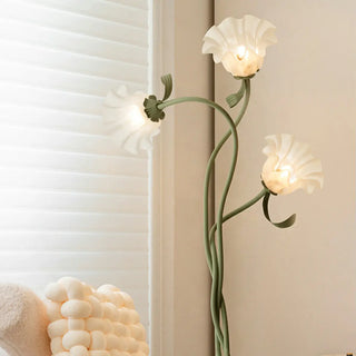 3-Light Fresh Green Floral Metal LED Floor Light Zawala Image - 1