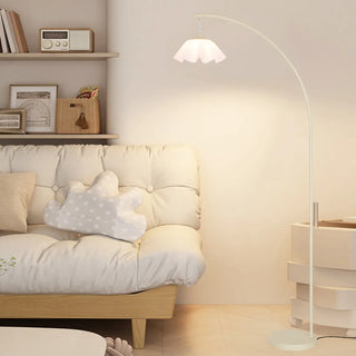 White Pleated Shade Minimalist Curved Floor Lamp Zawala Image - 5