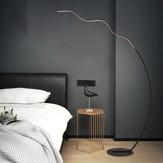 Black Bedside Modern Curved Metal LED Floor Lamp Zawala Image - 1