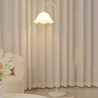 Modern White Flower-Shaped Metal LED Floor Lamp Zawala Image - 4
