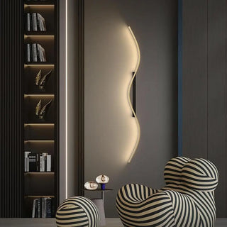Gold Stylish LED Wave Metal Mirror LED Vanity Light Zawala Image - 4